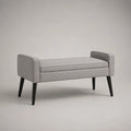 Banc rembourré rectangulaire en tissu gris clair avec accoudoirs et pieds en bois noirs, 110 x 40 x 60 cm